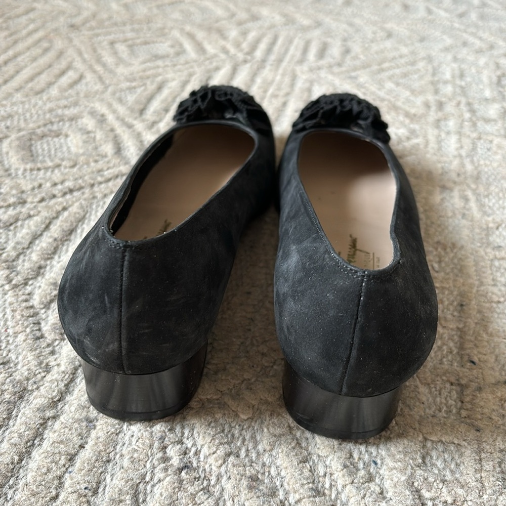 Ferragamo Suede Ruffle Pump - Picture 8 of 11